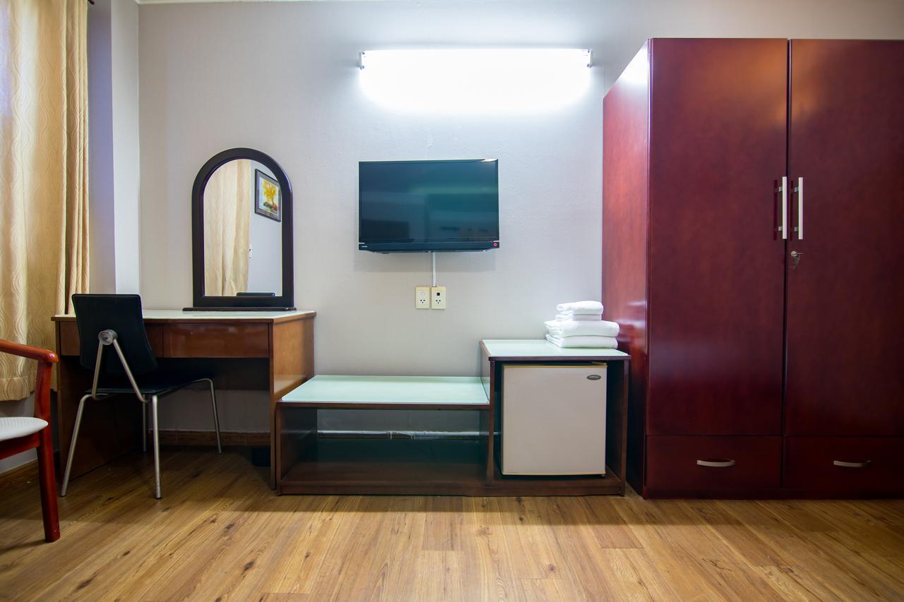 Quynh Giang Hotel Near Hiecc Bandar Ho Chi Minh Luaran gambar